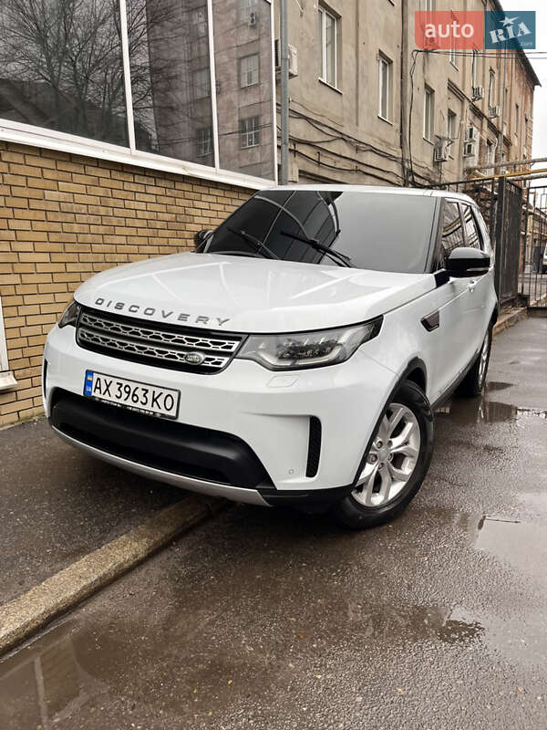 Land Rover Discovery 2019