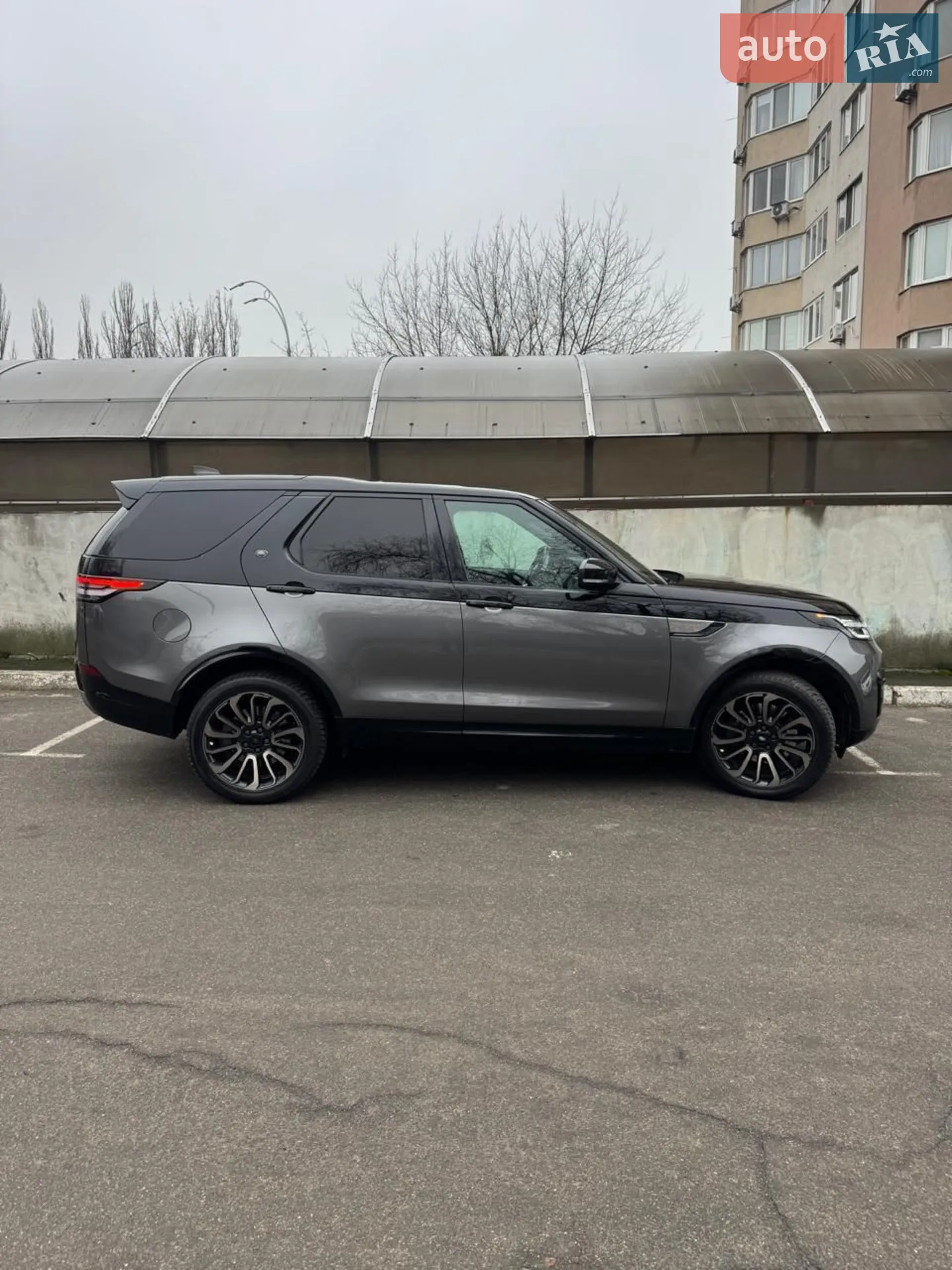 2017 Land Rover Discovery - мініатюра 3