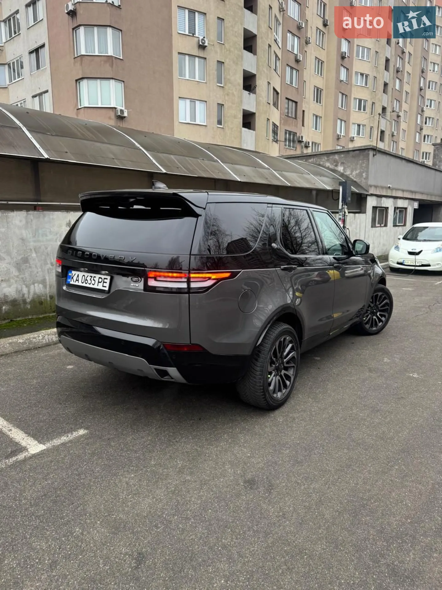 2017 Land Rover Discovery - мініатюра 4