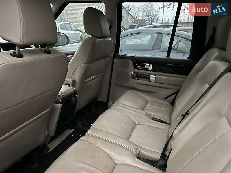 Позашляховик / Кросовер Land Rover Discovery 2015 в Черкасах