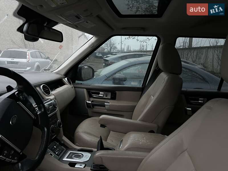 Позашляховик / Кросовер Land Rover Discovery 2015 в Черкасах