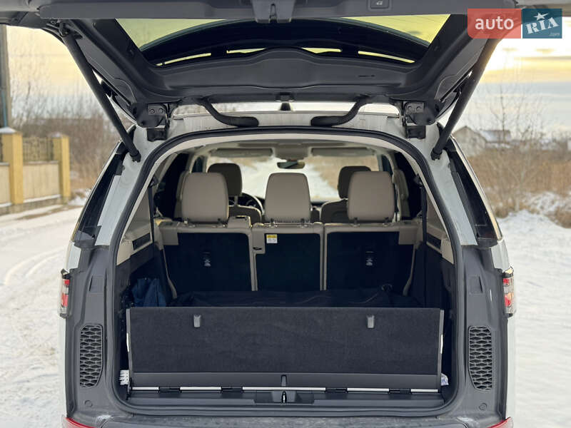 Внедорожник / Кроссовер Land Rover Discovery 2017 в Львове фото 72 Внедорожник / Кроссовер Land Rover Discovery 2017 в Львове