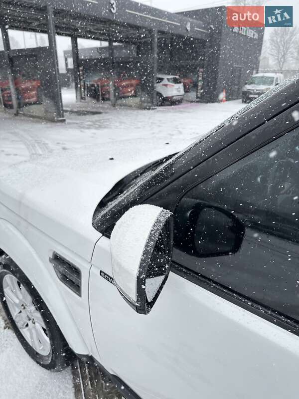 Внедорожник / Кроссовер Land Rover Discovery 2015 в Львове