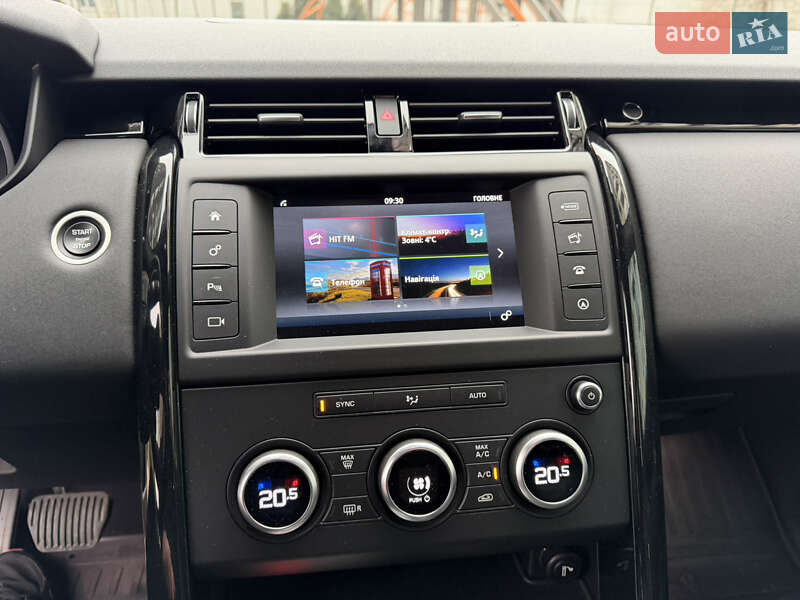 Внедорожник / Кроссовер Land Rover Discovery 2017 в Киеве