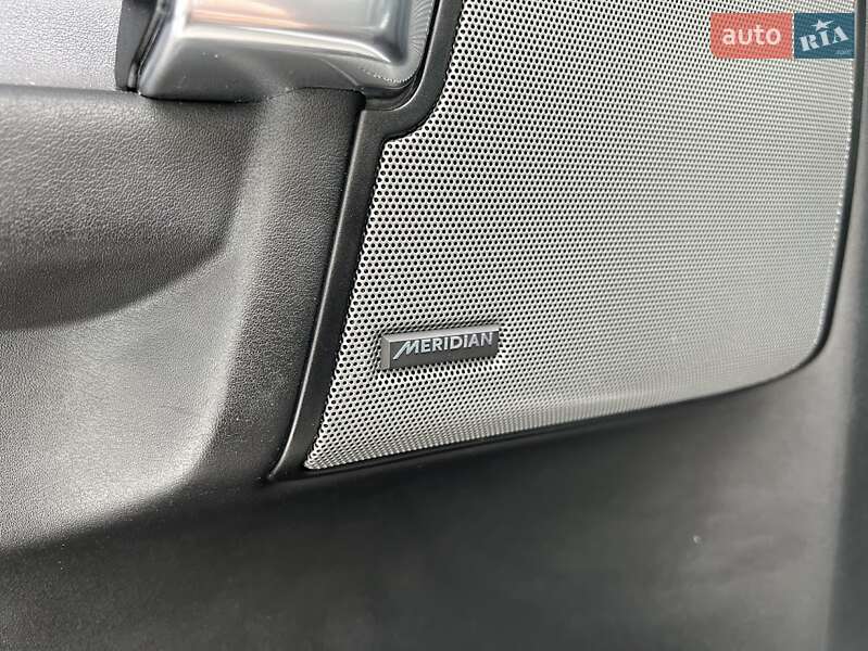 Внедорожник / Кроссовер Land Rover Discovery 2016 в Днепре