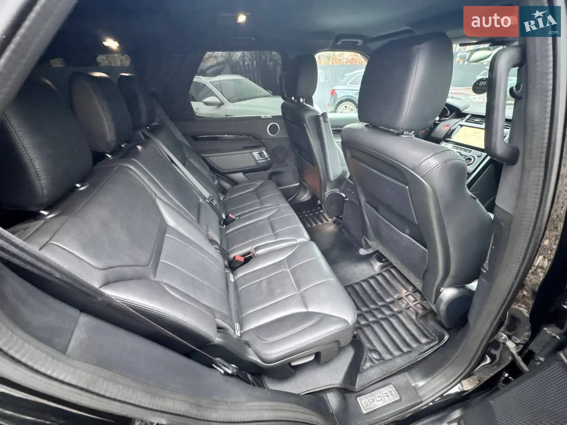 2019 Land Rover Discovery - мініатюра 6