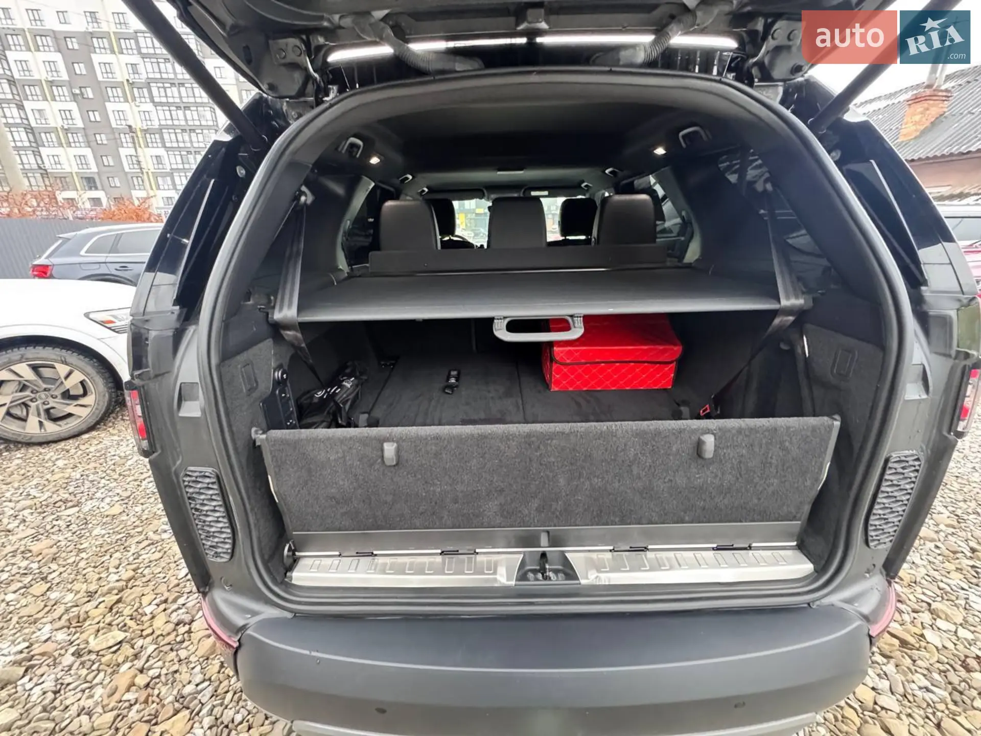 2019 Land Rover Discovery - мініатюра 7
