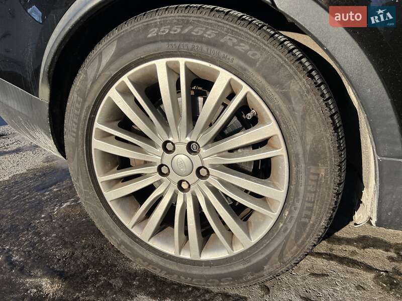 Внедорожник / Кроссовер Land Rover Discovery 2017 в Киеве