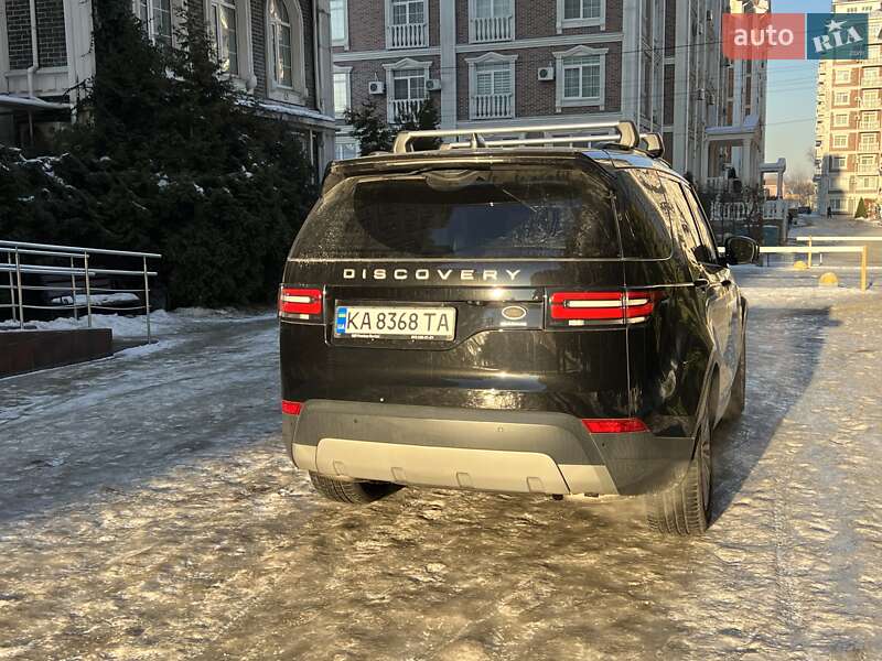 Внедорожник / Кроссовер Land Rover Discovery 2017 в Киеве