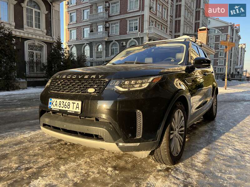 Внедорожник / Кроссовер Land Rover Discovery 2017 в Киеве