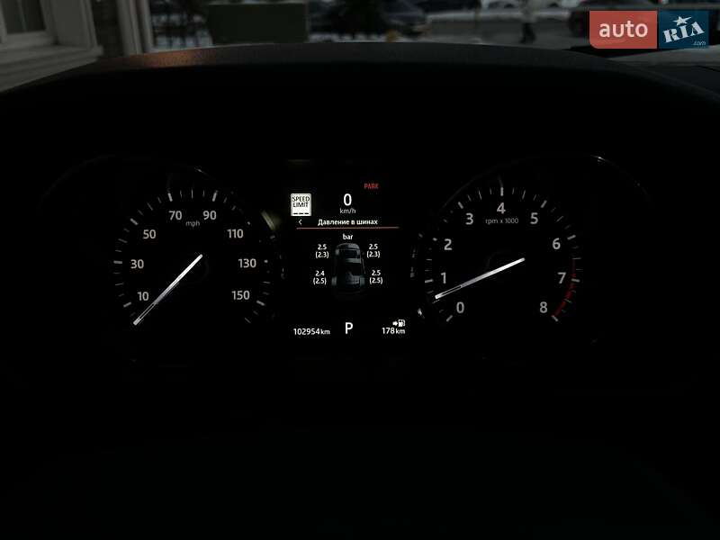 Внедорожник / Кроссовер Land Rover Discovery 2017 в Киеве