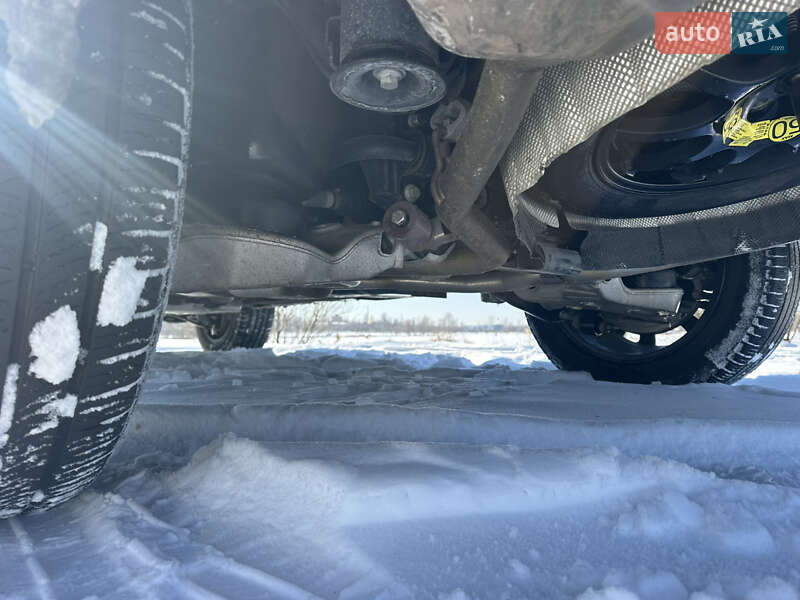 Внедорожник / Кроссовер Land Rover Discovery 2019 в Киеве