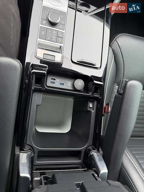 Внедорожник / Кроссовер Land Rover Discovery 2017 в Виннице