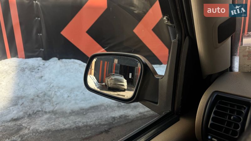 Внедорожник / Кроссовер Land Rover Discovery 2001 в Киеве фото 24 Внедорожник / Кроссовер Land Rover Discovery 2001 в Киеве