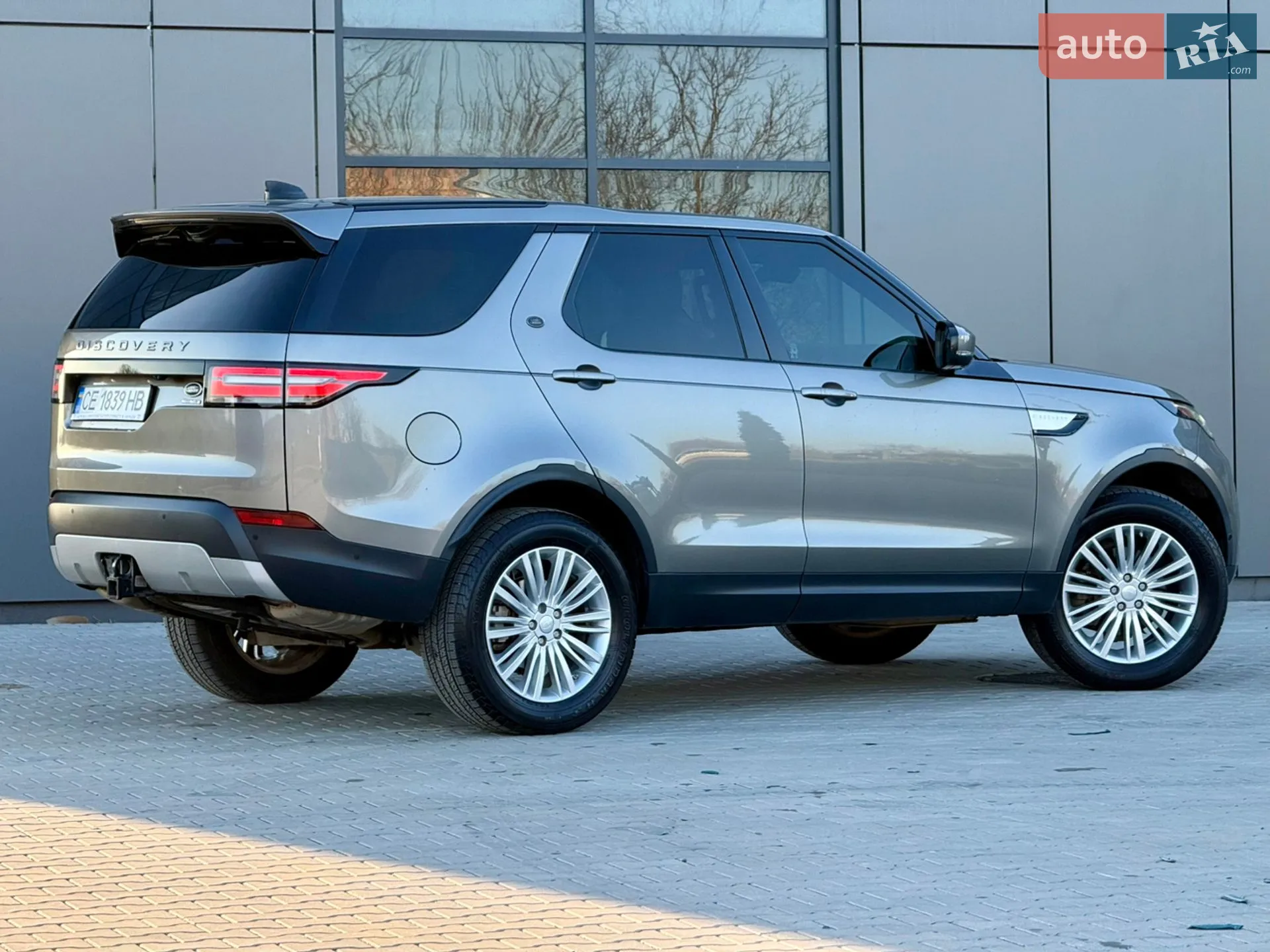 2018 Land Rover Discovery - мініатюра 5