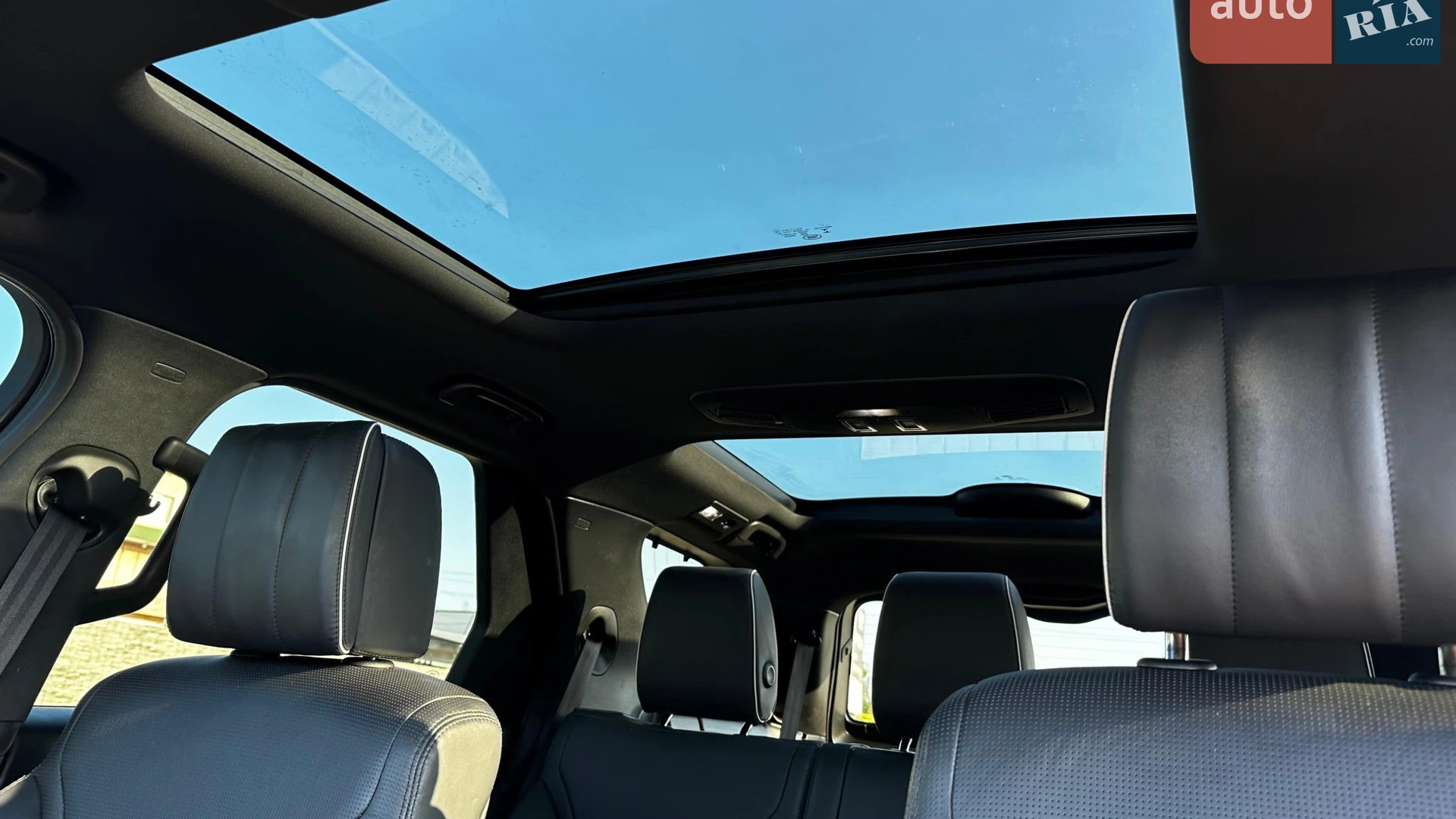 2020 Land Rover Discovery - мініатюра 31