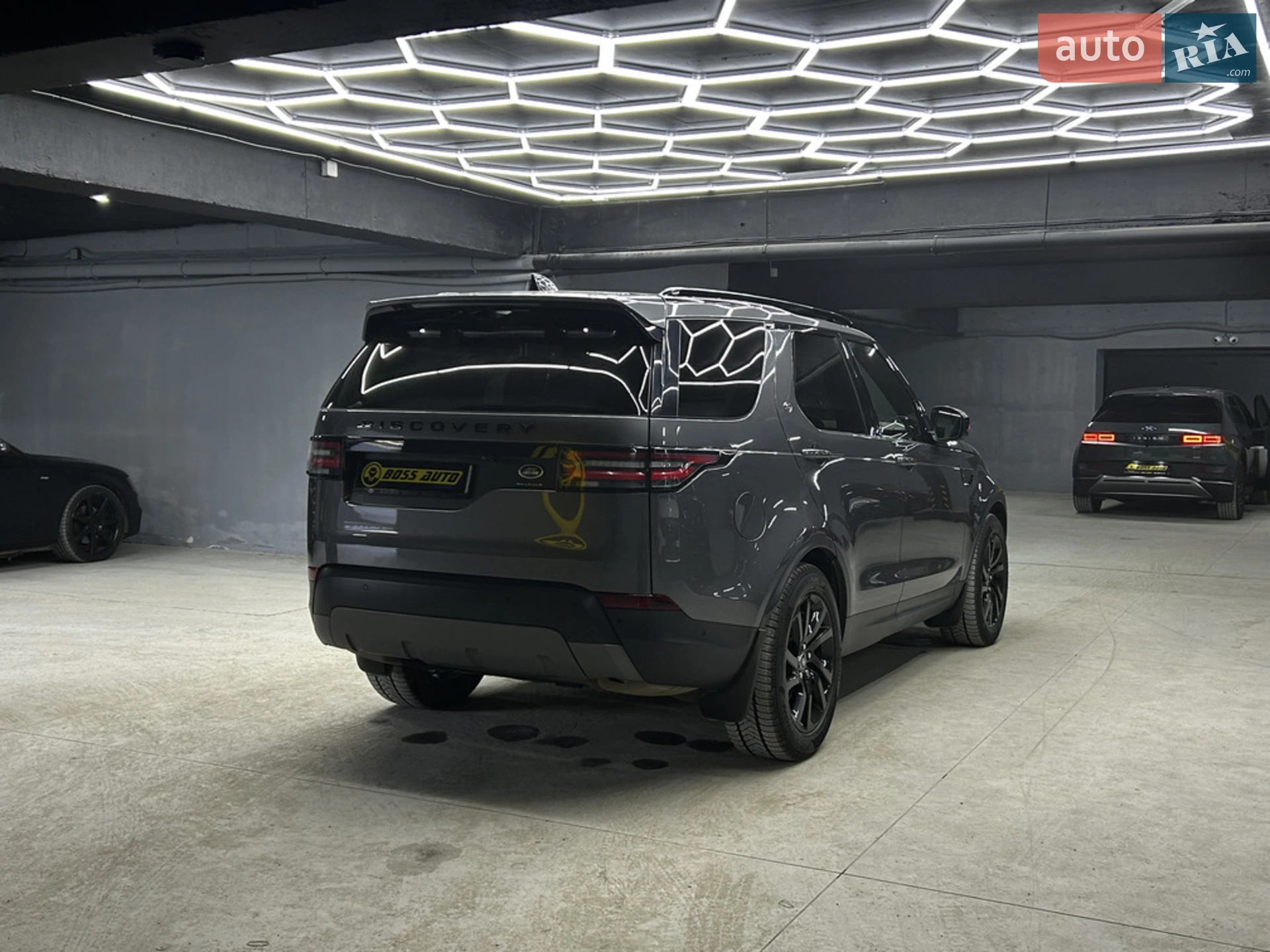 2018 Land Rover Discovery - мініатюра 8