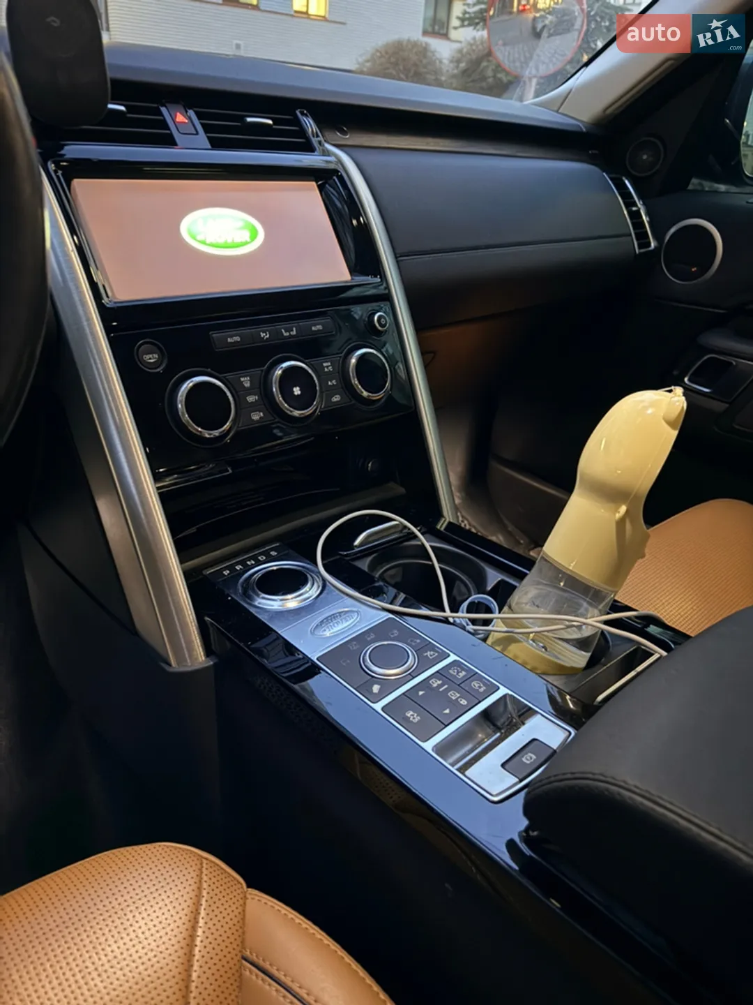 2017 Land Rover Discovery - мініатюра 11