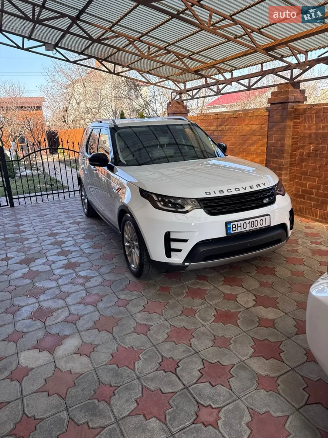 2017 Land Rover Discovery - фото 1