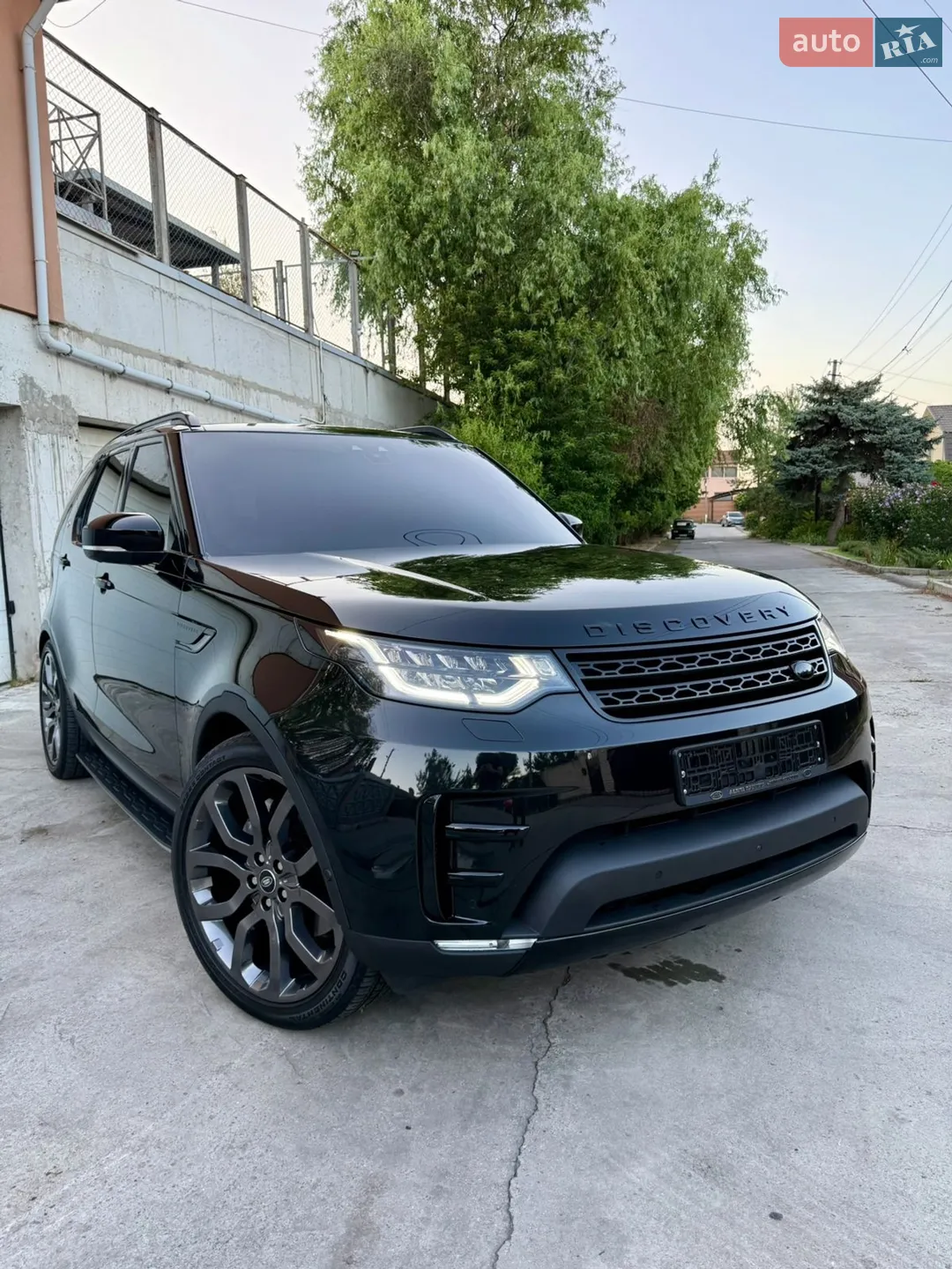 2019 Land Rover Discovery - мініатюра 6