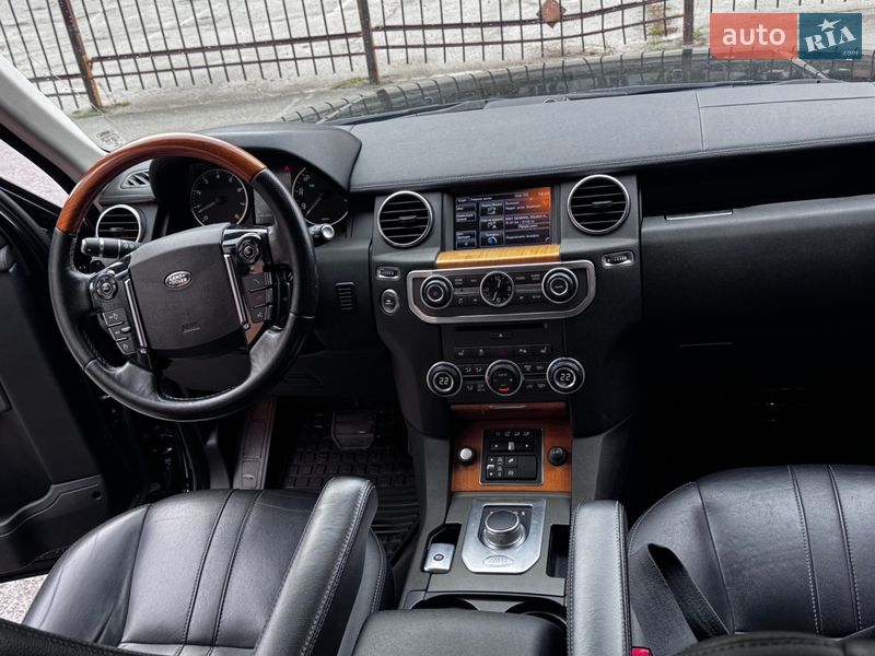 Внедорожник / Кроссовер Land Rover Discovery 2014 в Киеве