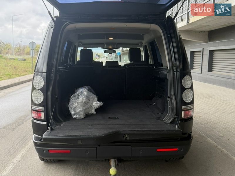 Внедорожник / Кроссовер Land Rover Discovery 2016 в Киеве