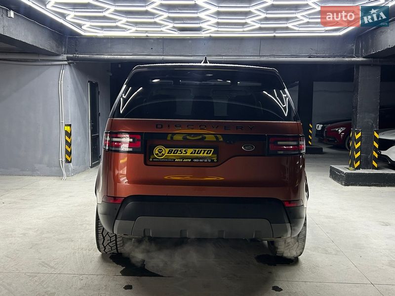 Позашляховик / Кросовер Land Rover Discovery 2017 в Чернівцях