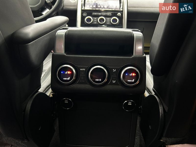 Позашляховик / Кросовер Land Rover Discovery 2017 в Чернівцях