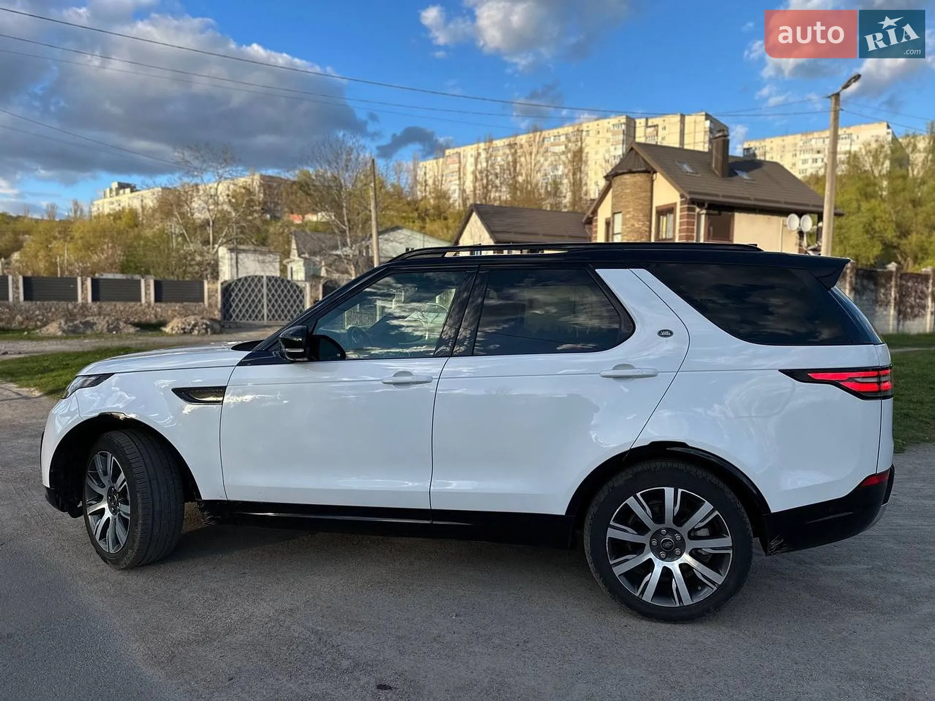 2018 Land Rover Discovery - мініатюра 9