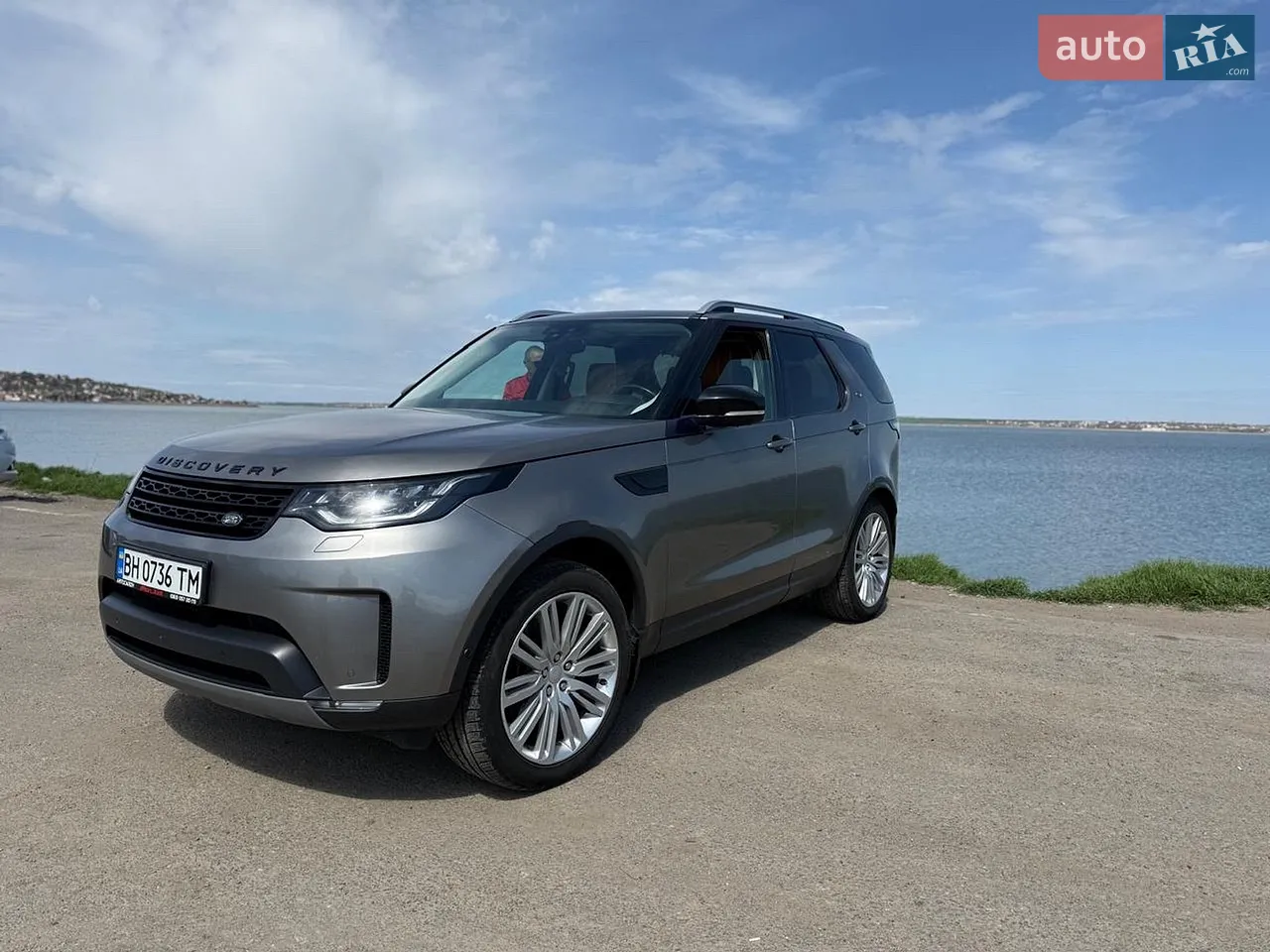 2017 Land Rover Discovery - мініатюра 22