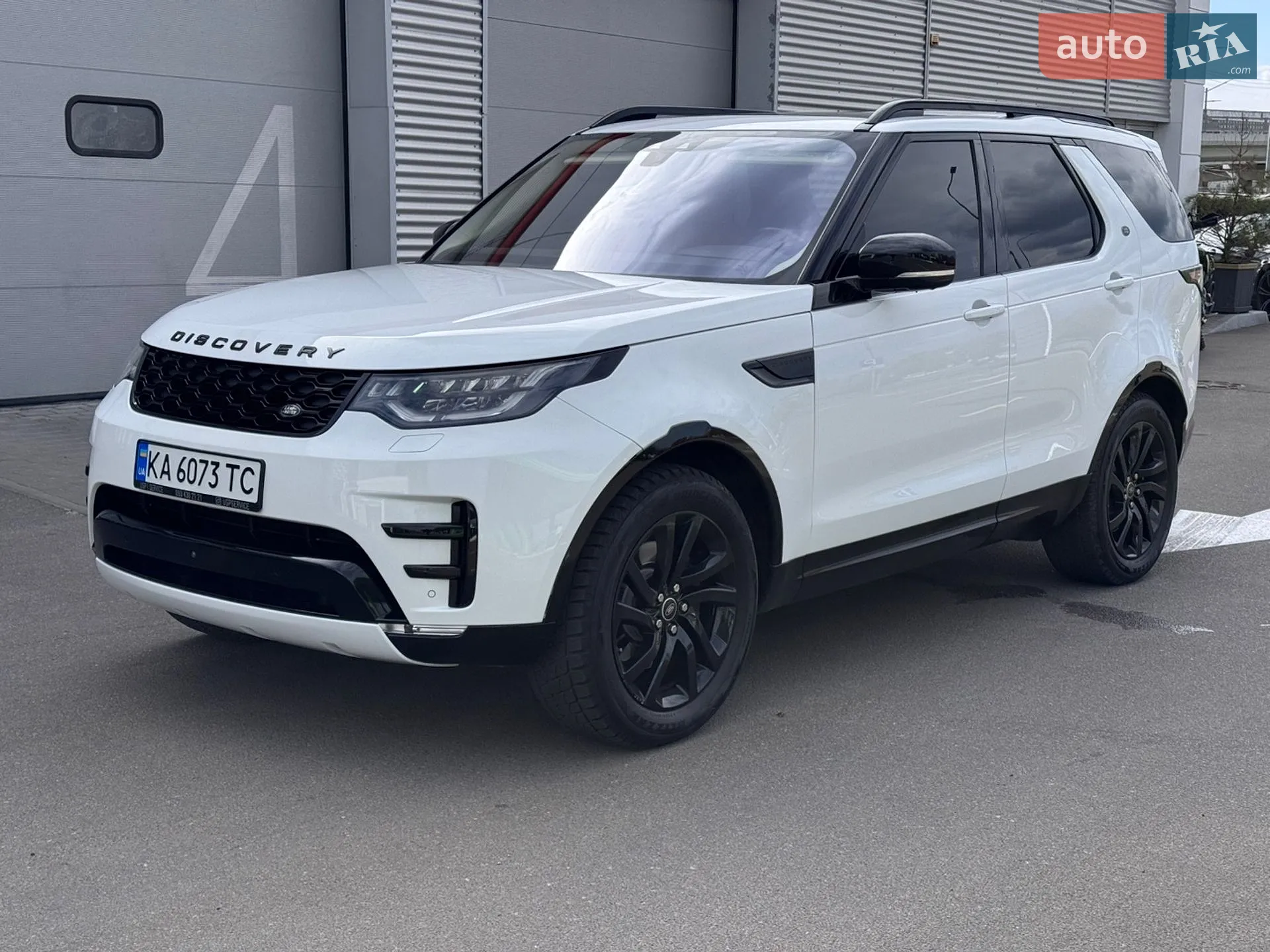 2017 Land Rover Discovery - мініатюра 49
