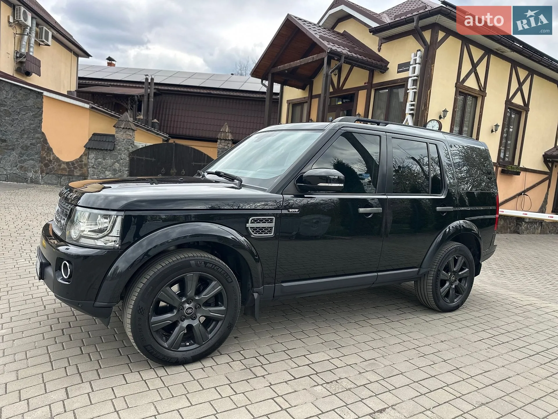 2015 Land Rover Discovery - мініатюра 17
