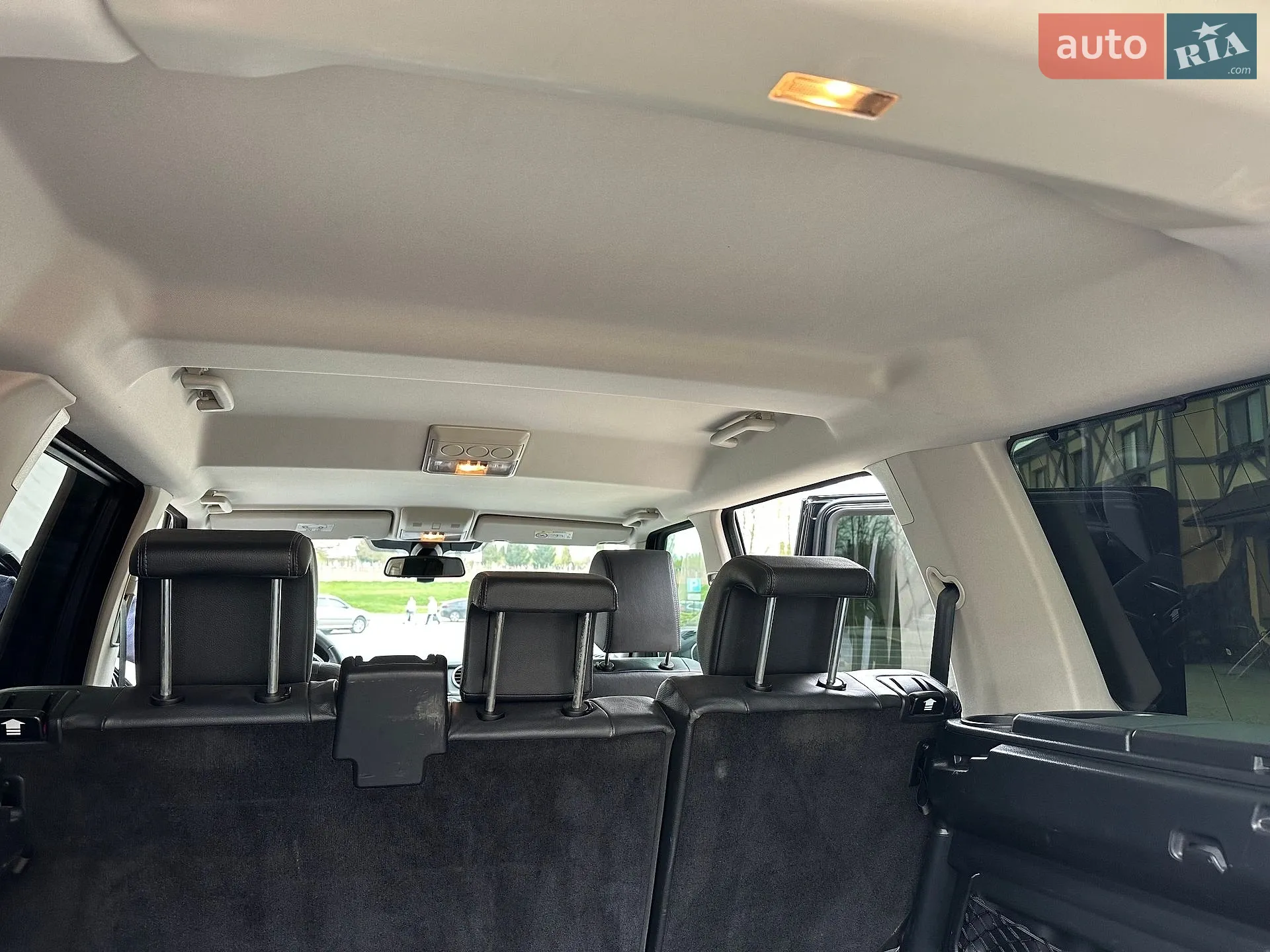 2015 Land Rover Discovery - мініатюра 22