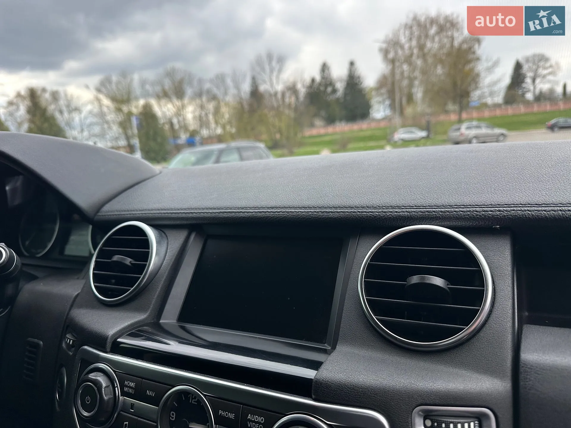 2015 Land Rover Discovery - мініатюра 34