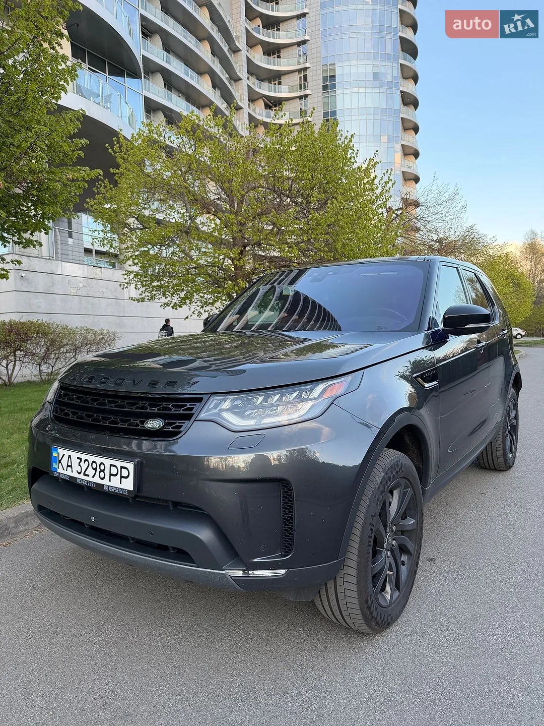 2018 Land Rover Discovery - мініатюра 8