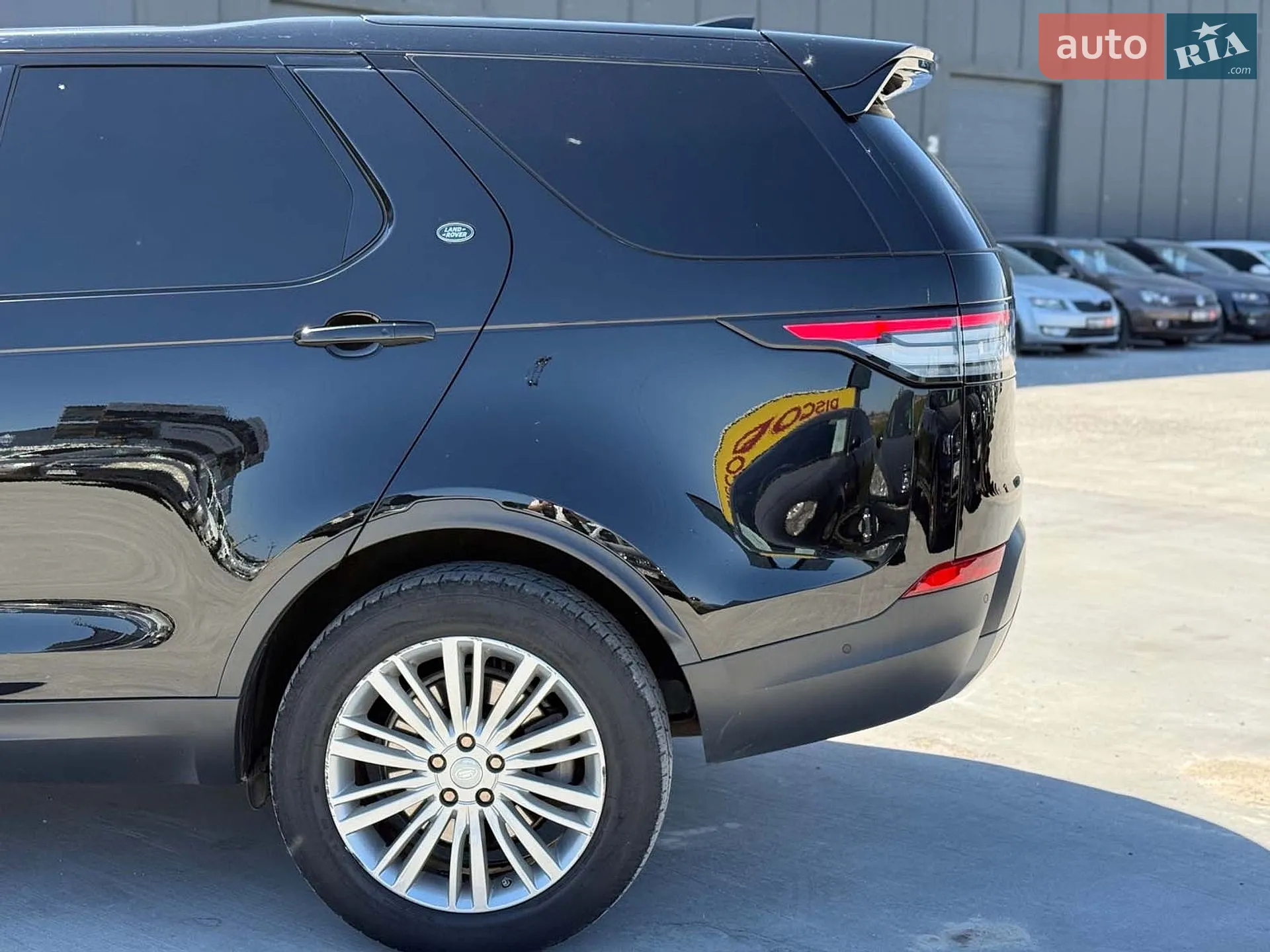 2019 Land Rover Discovery - мініатюра 14