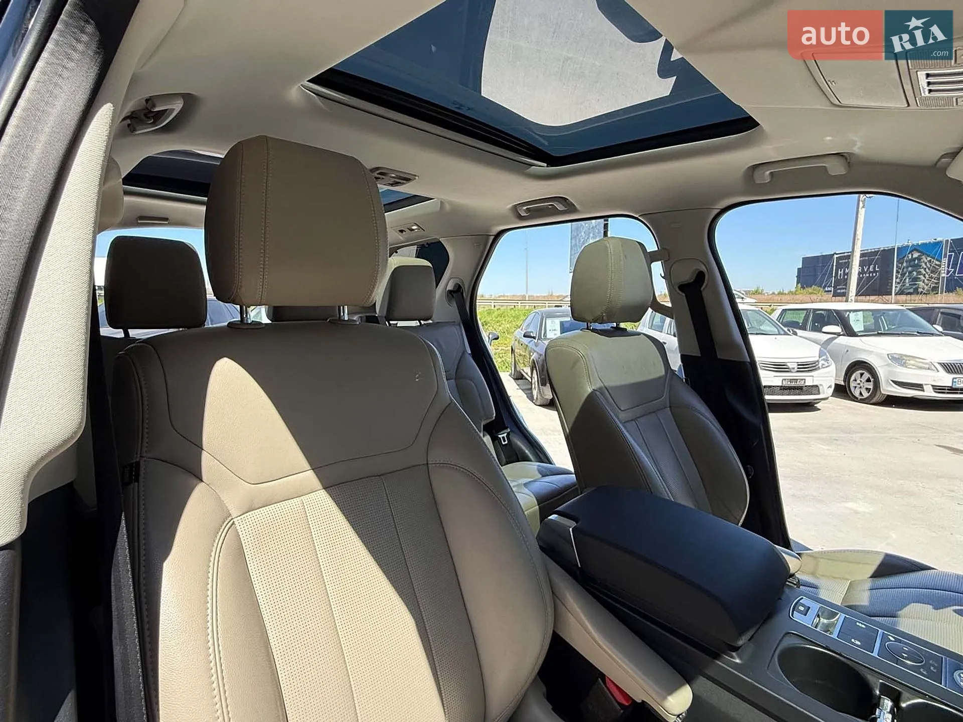 2019 Land Rover Discovery - мініатюра 38