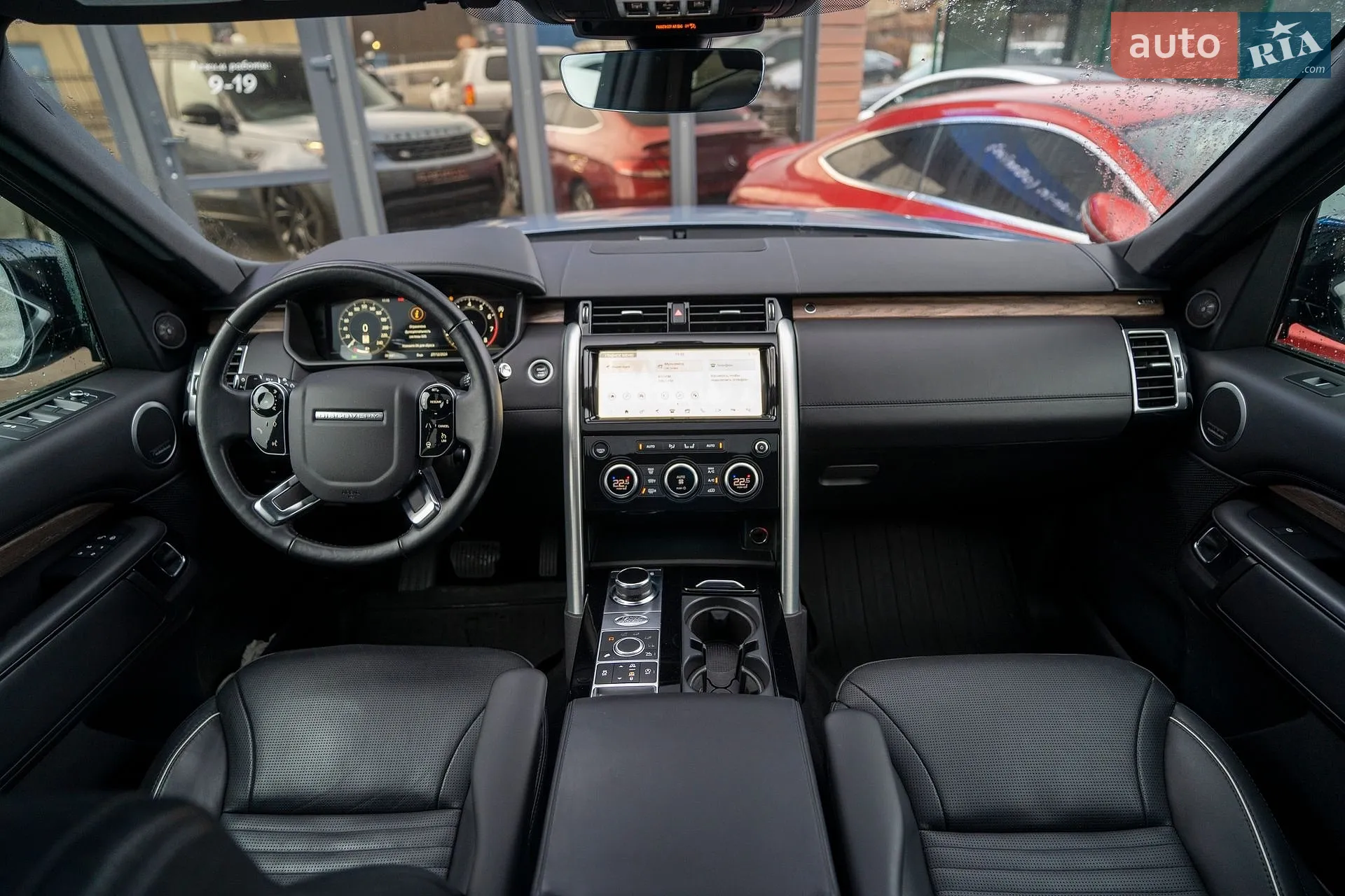 2019 Land Rover Discovery - мініатюра 29