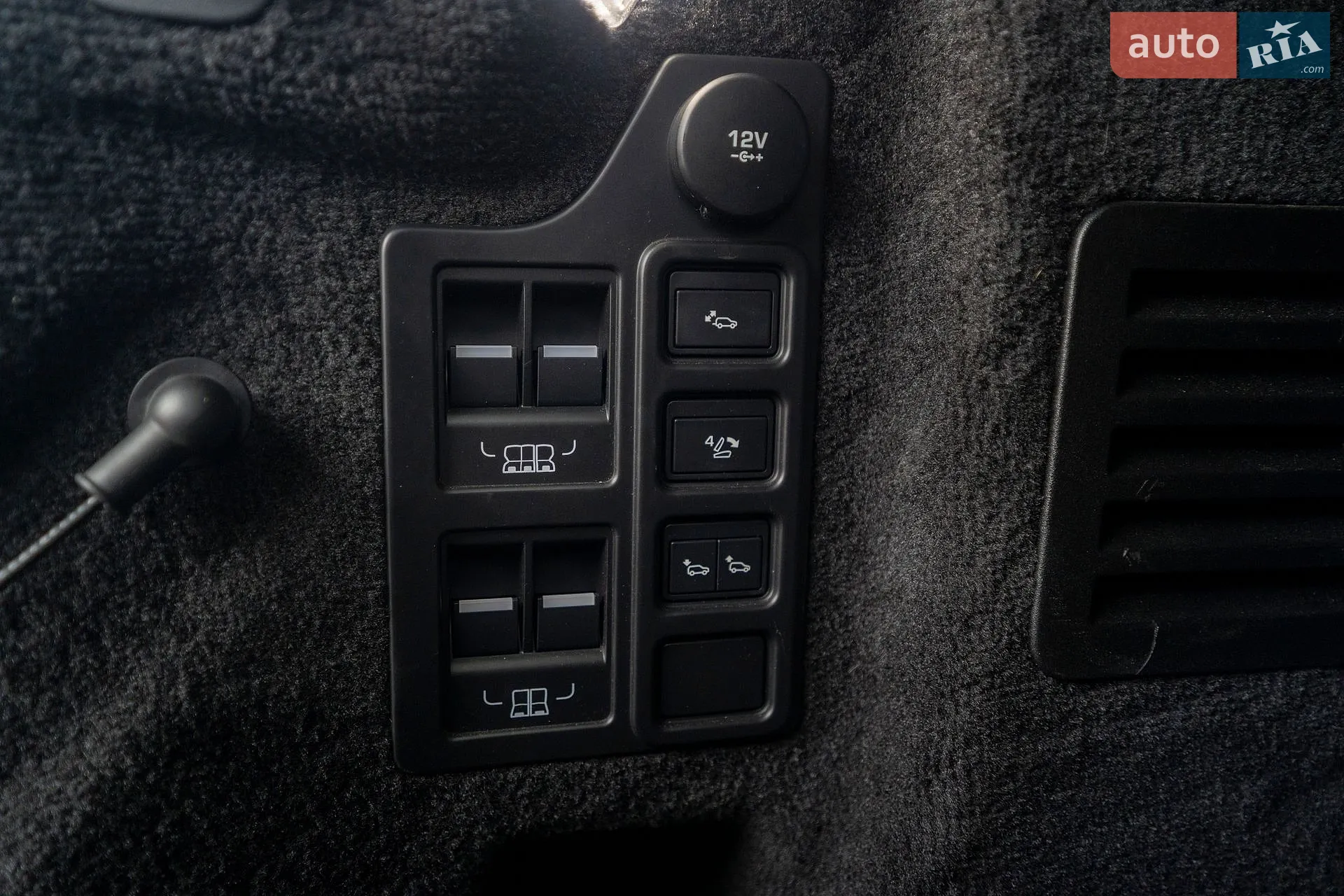 2019 Land Rover Discovery - мініатюра 41