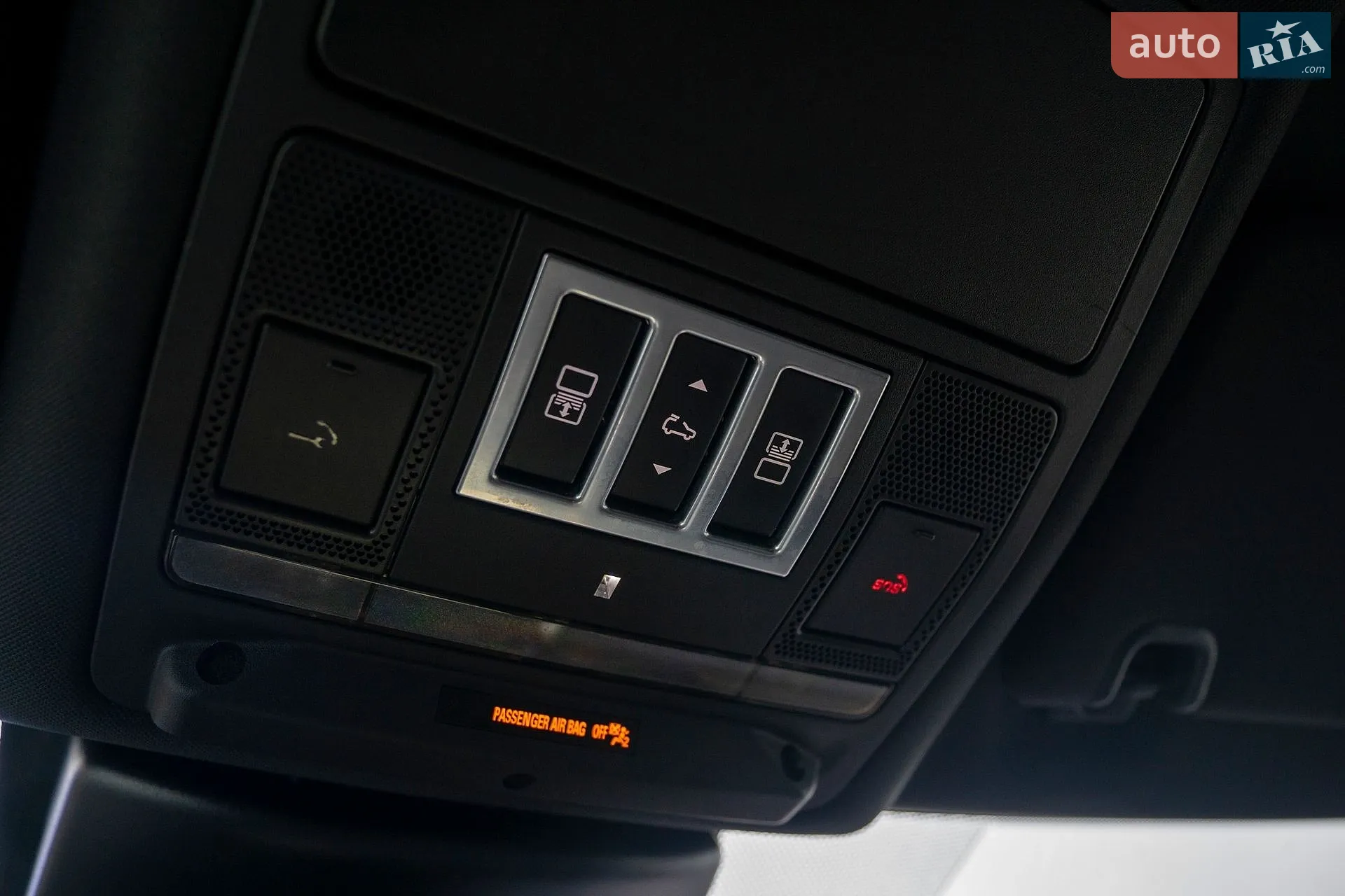 2019 Land Rover Discovery - мініатюра 56