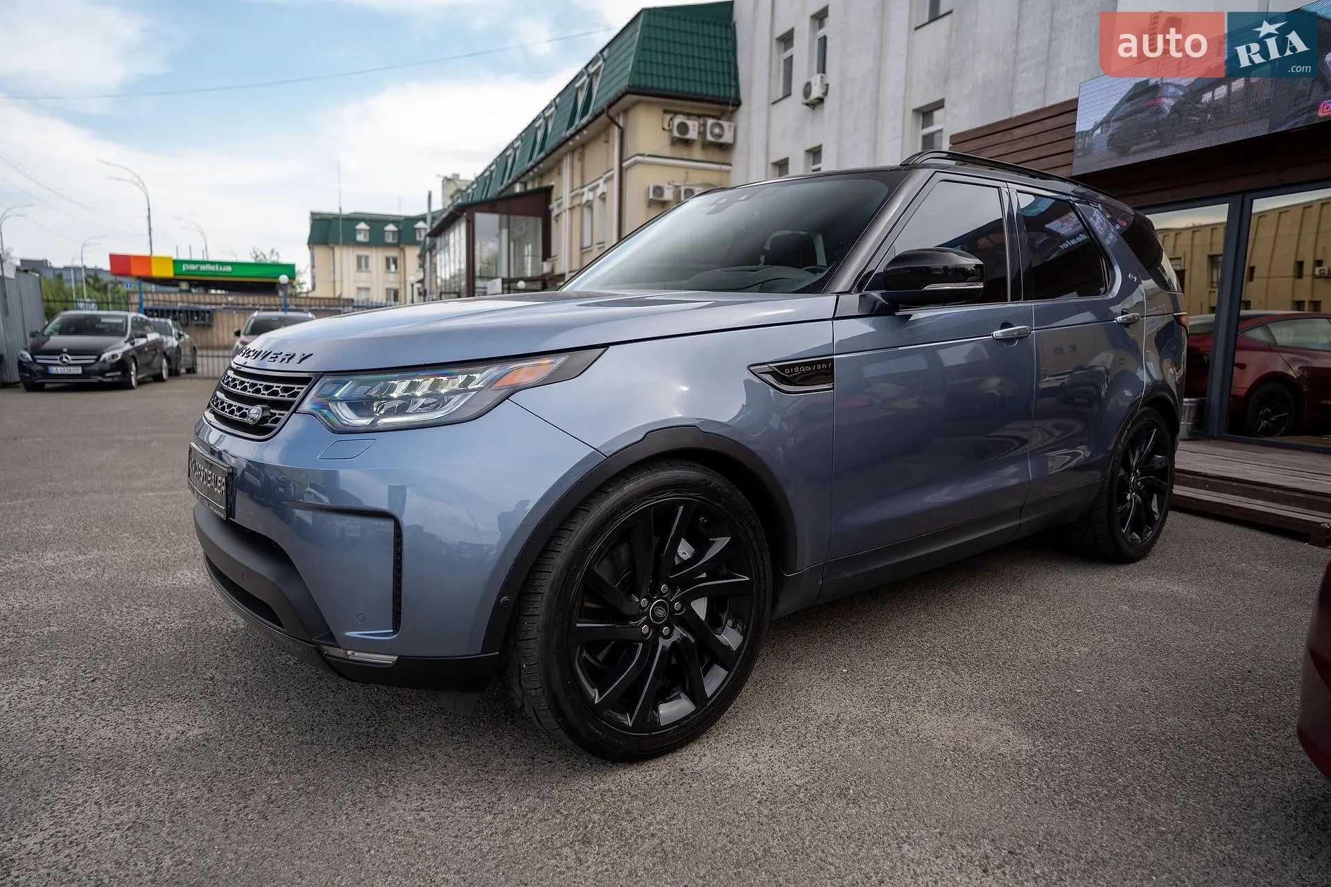 2019 Land Rover Discovery - мініатюра 3