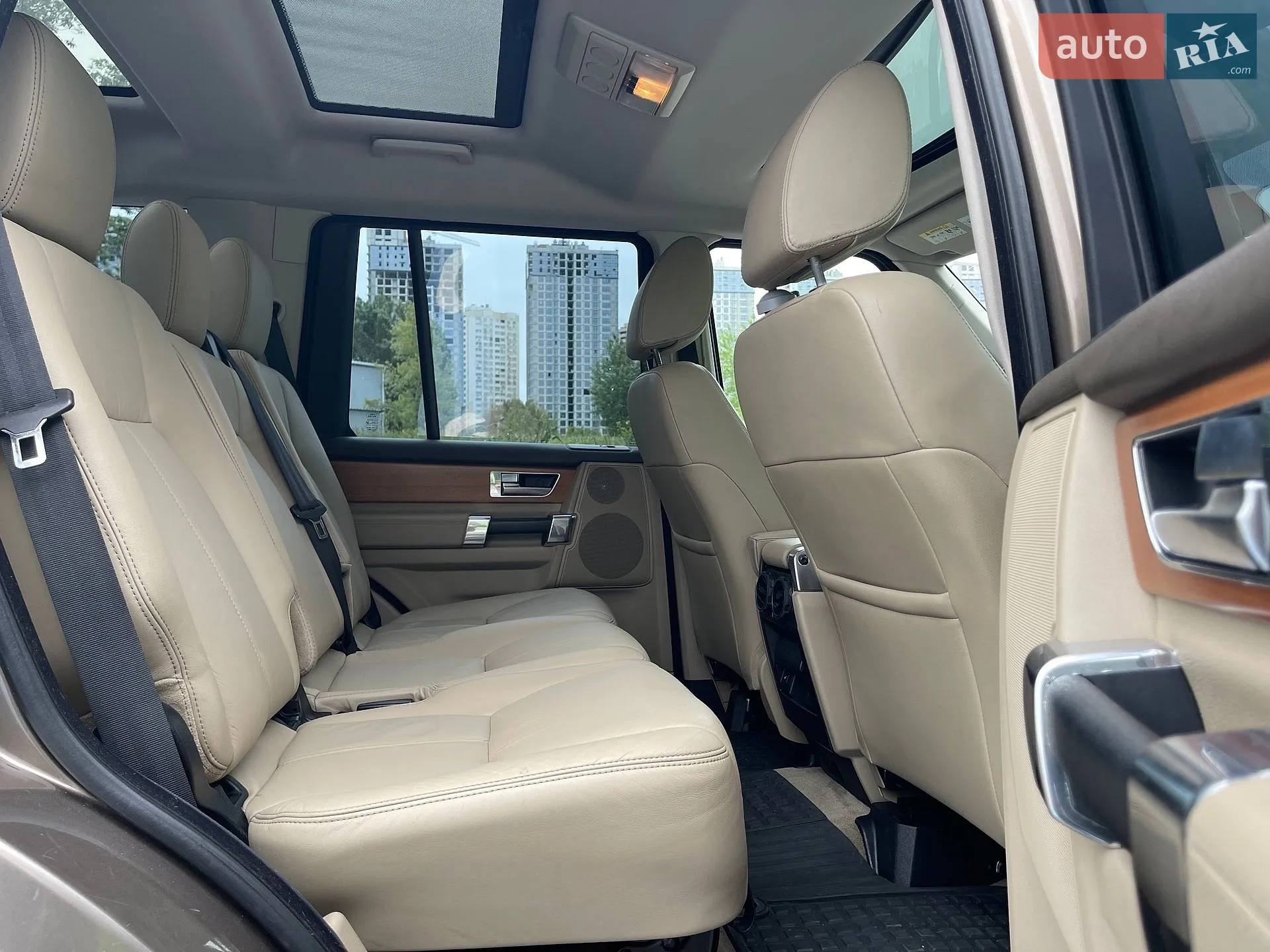 2011 Land Rover Discovery - мініатюра 29