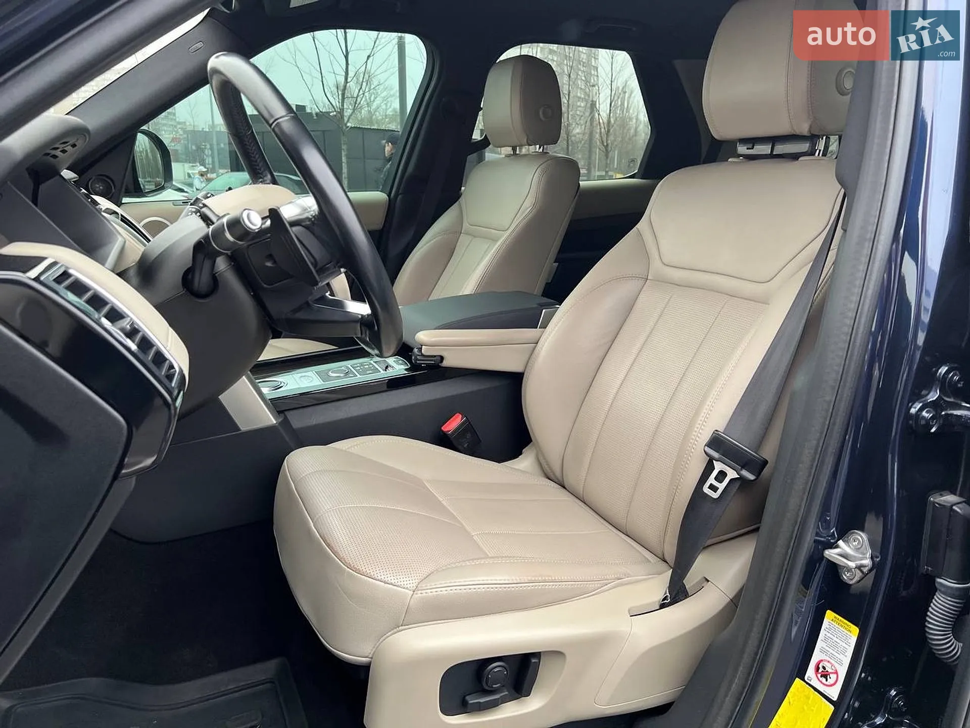 2018 Land Rover Discovery - мініатюра 11