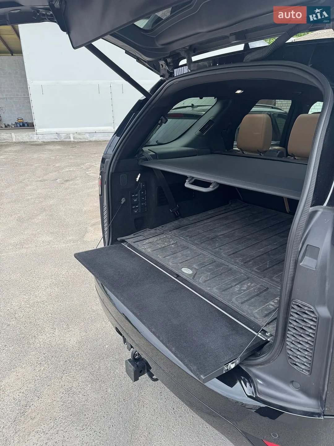 2023 Land Rover Discovery - мініатюра 59