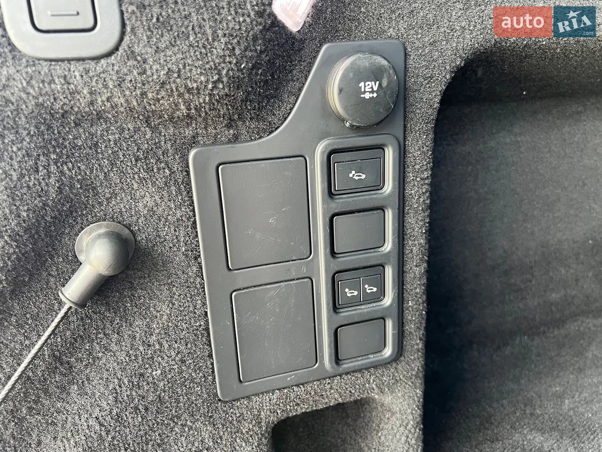 2019 Land Rover Discovery - мініатюра 35