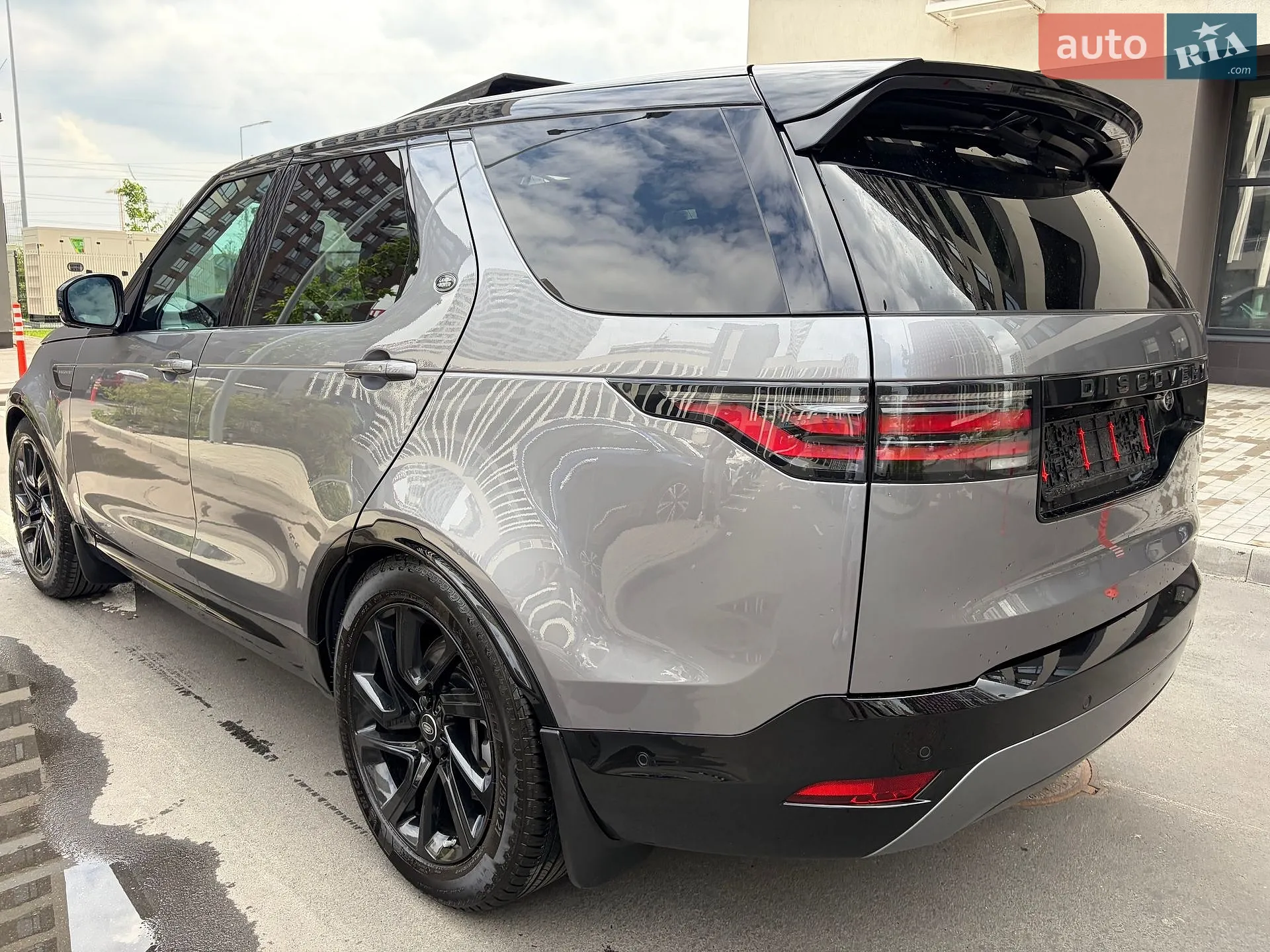 2021 Land Rover Discovery - мініатюра 25