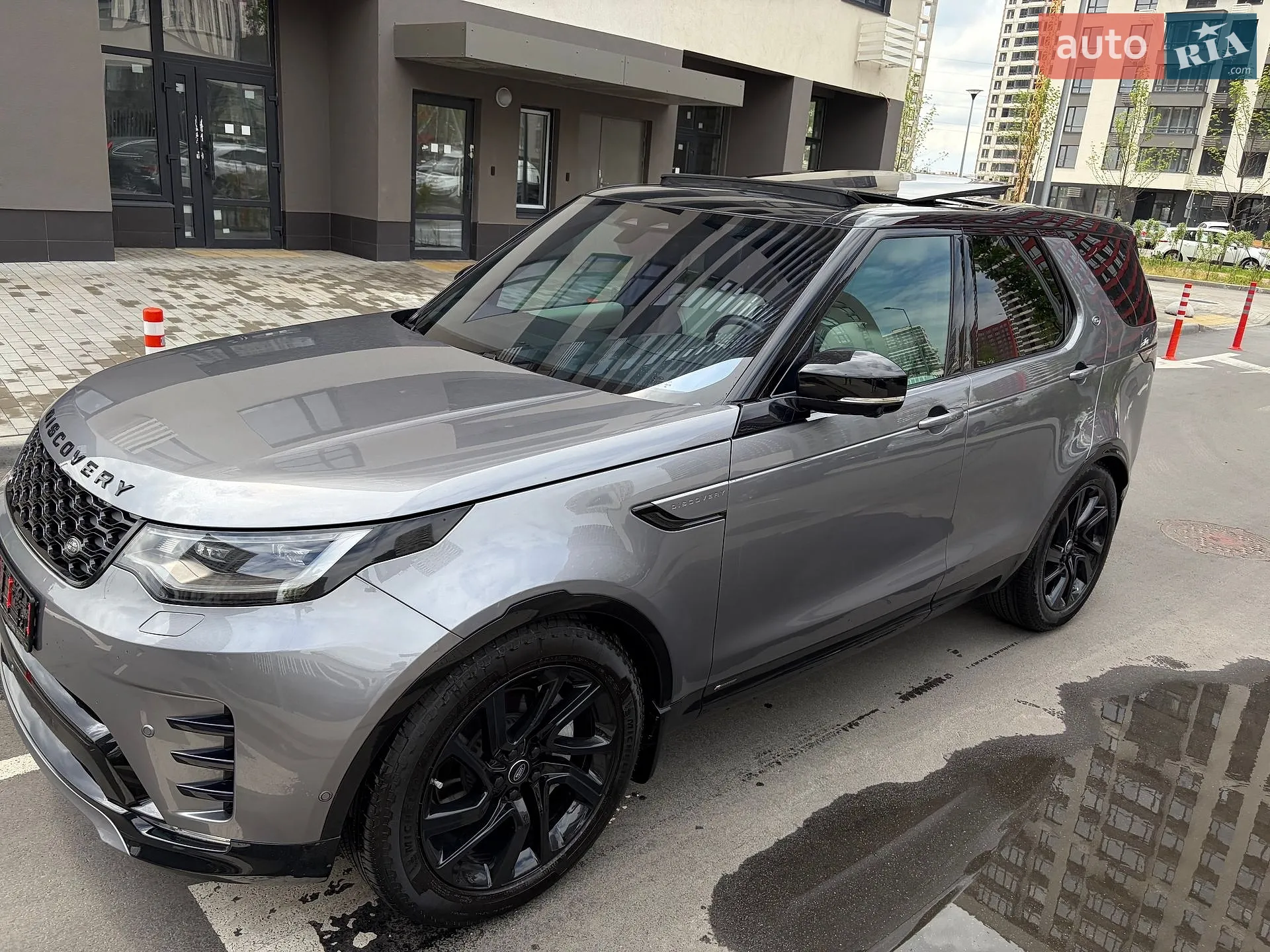 2021 Land Rover Discovery - мініатюра 53