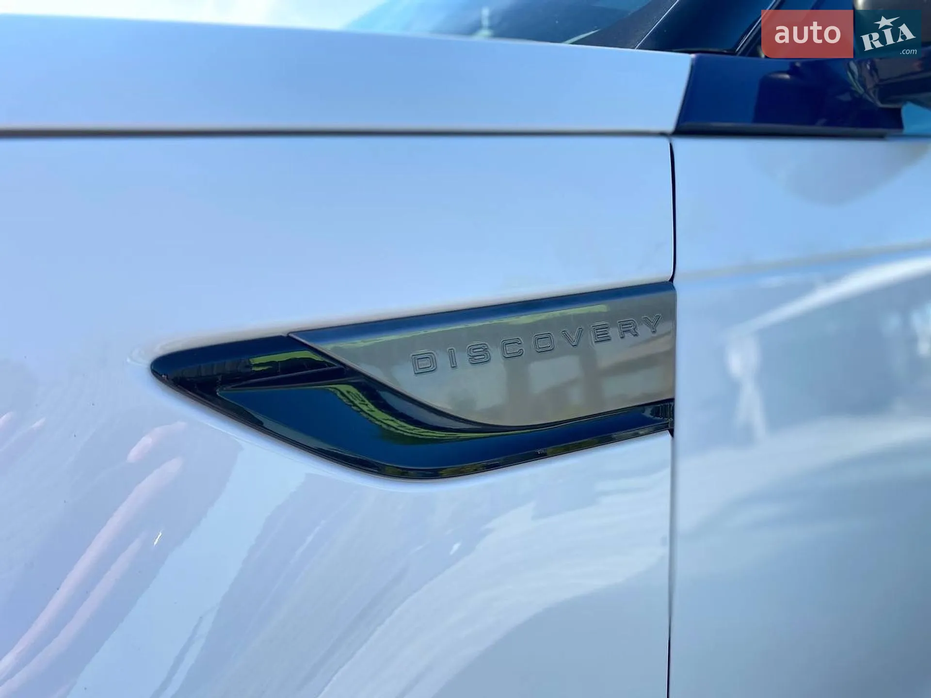 2018 Land Rover Discovery - мініатюра 19