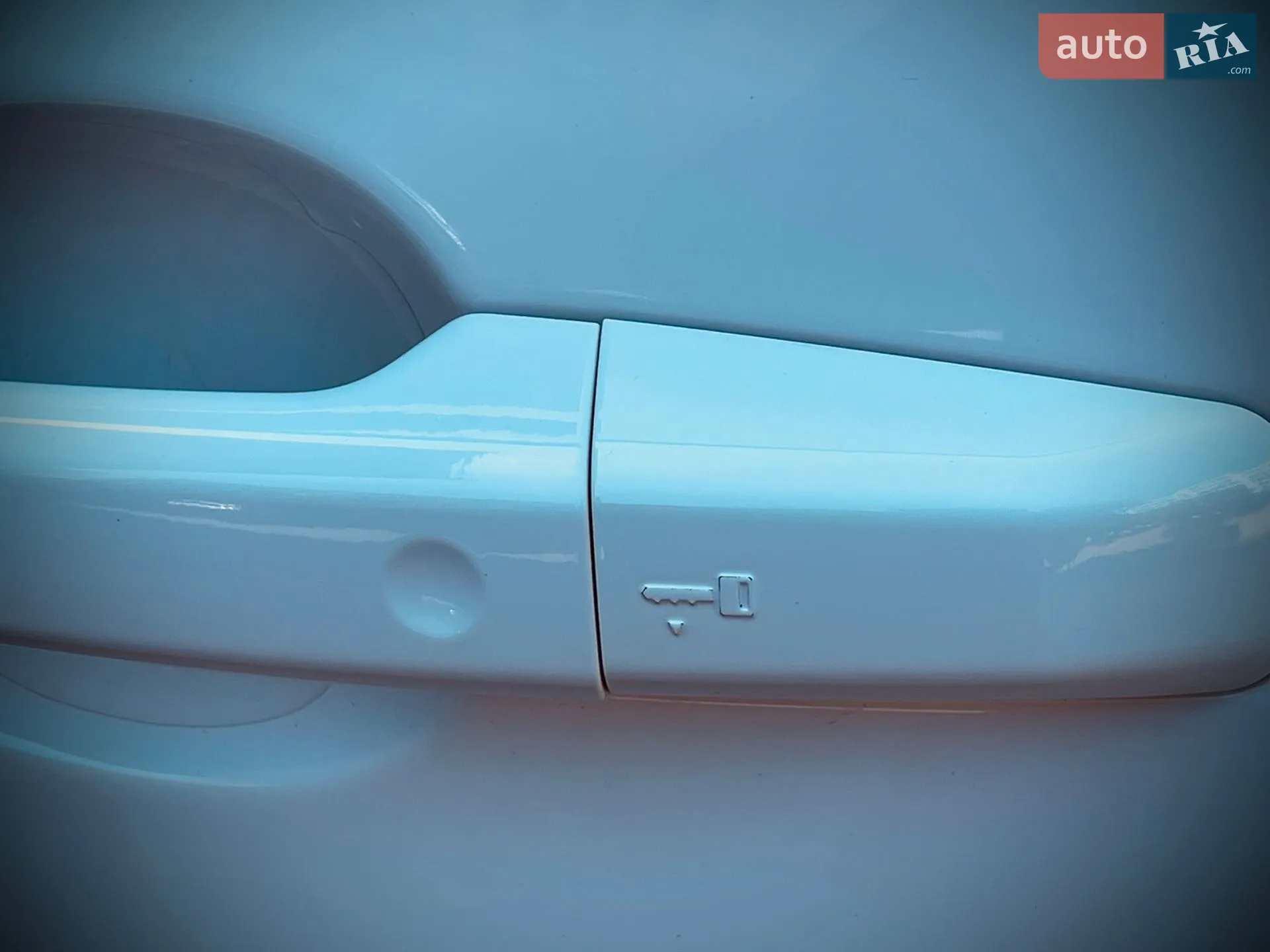 2021 Land Rover Discovery - мініатюра 18