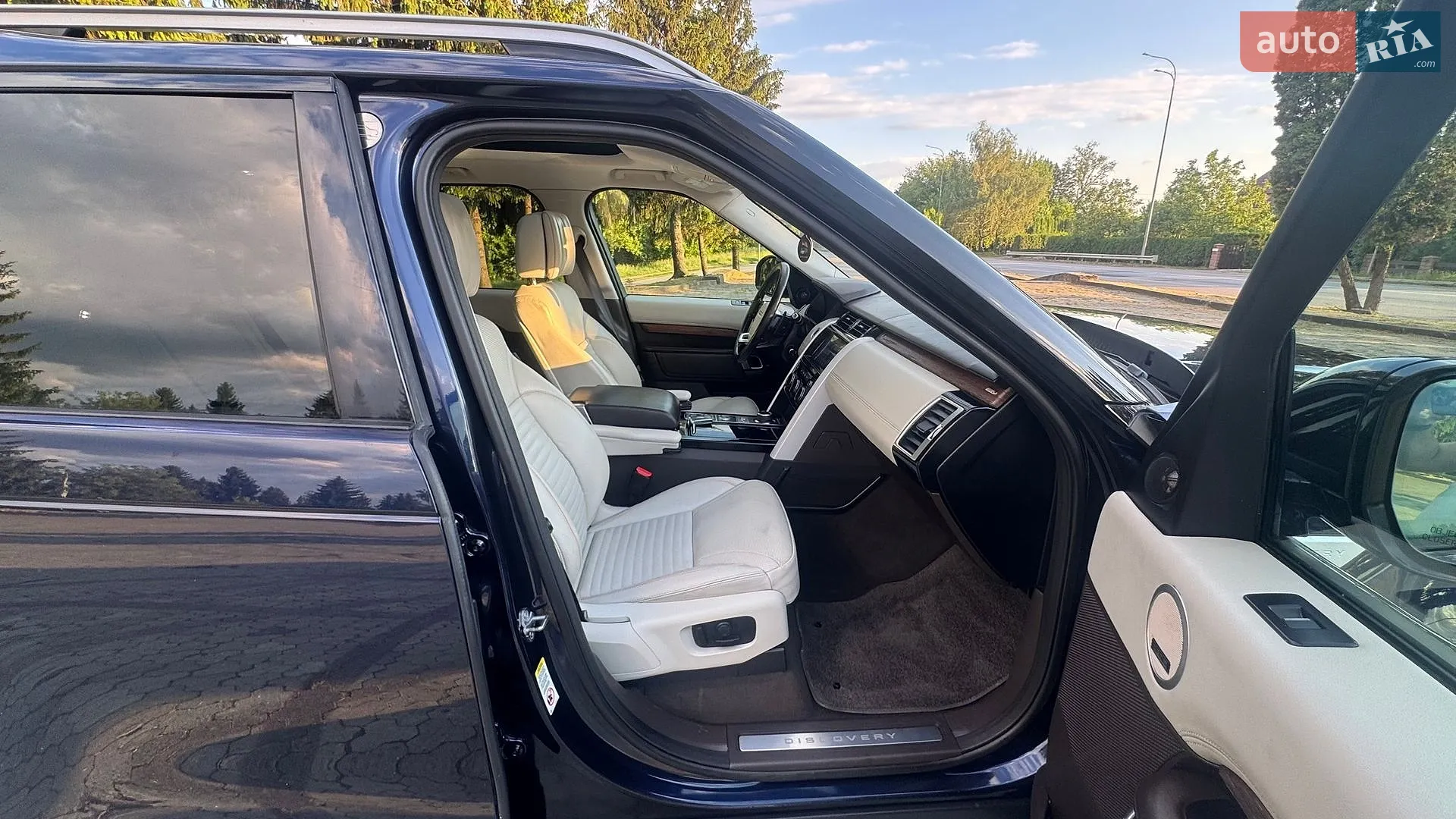 2019 Land Rover Discovery - мініатюра 61